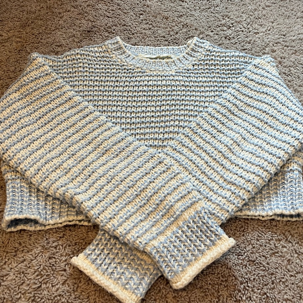 LoveShackFancy “Koa” Cropped Cotton Sweater – Ocean Pearl (XS) - Picture 6 of 8
